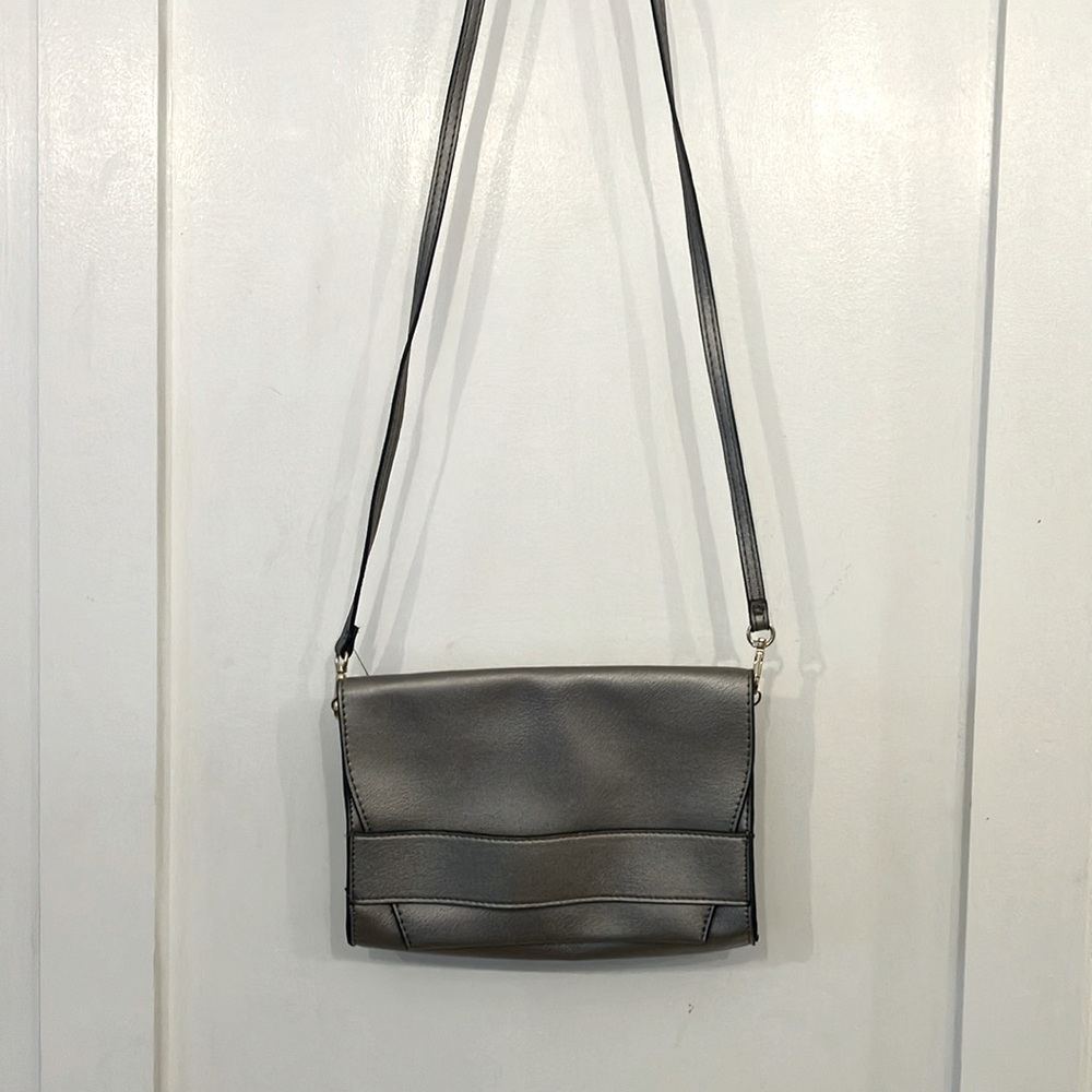 Summer and Rose adjustable handbag purse in pewter crossbody option